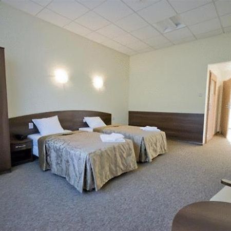 Hotel A4 Mop Kepnica Jaworzno Oda fotoğraf